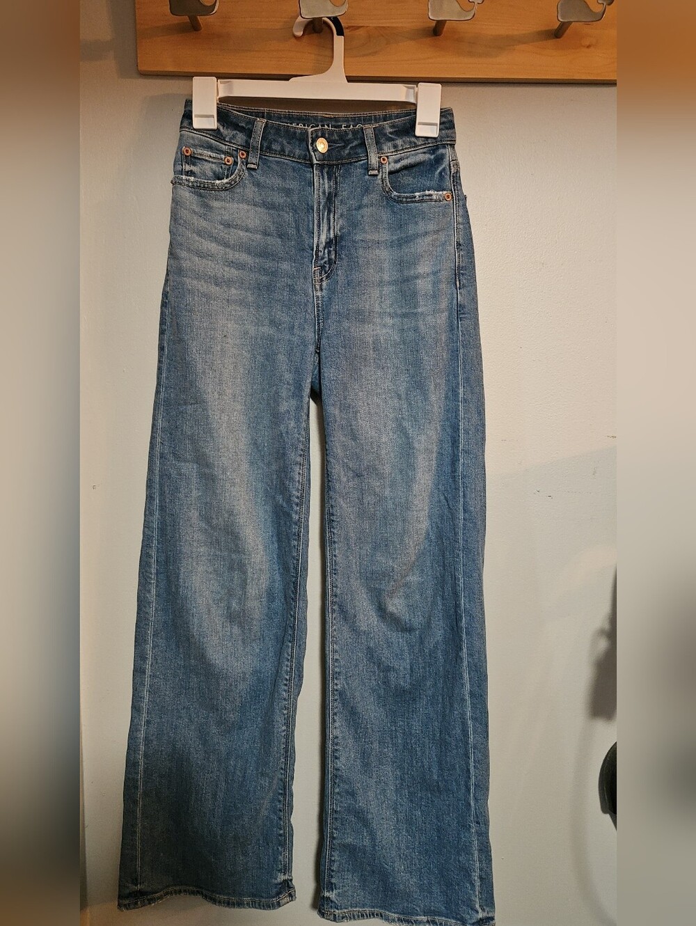 American Eagle Outfitters Medium Blue High-Rise Wide-Leg Jeans